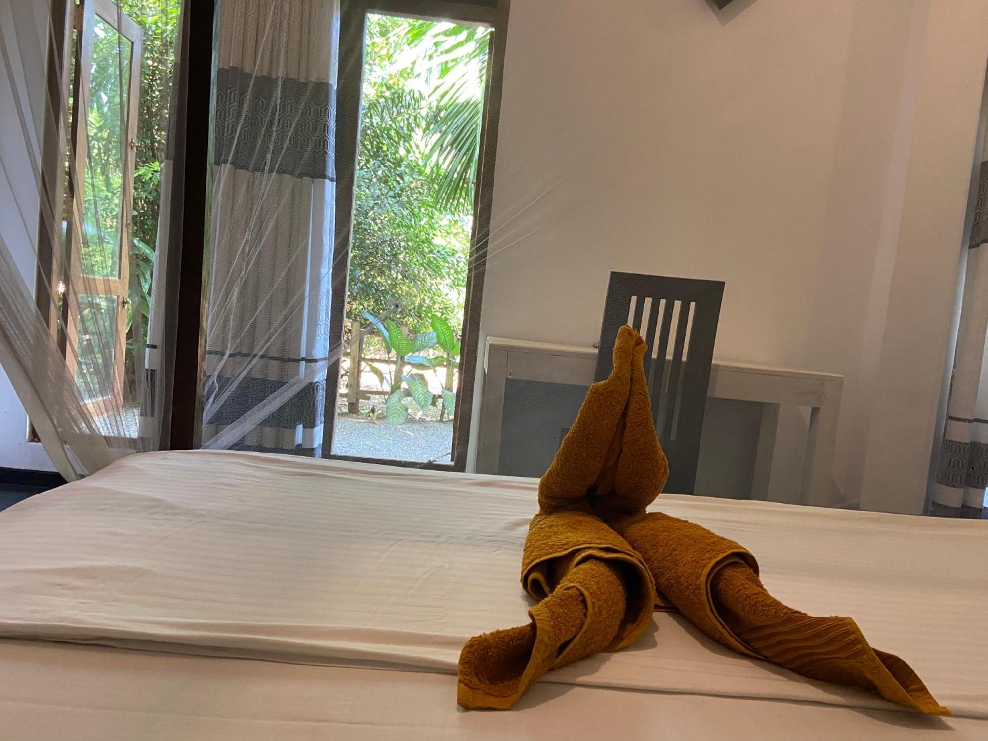 Leo Homestay Dikwella Dış mekan fotoğraf