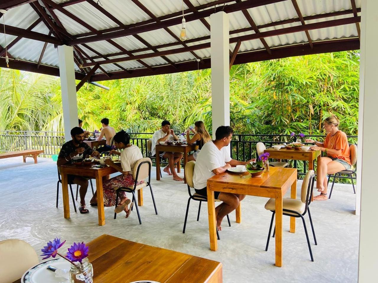 Leo Homestay Dikwella Dış mekan fotoğraf